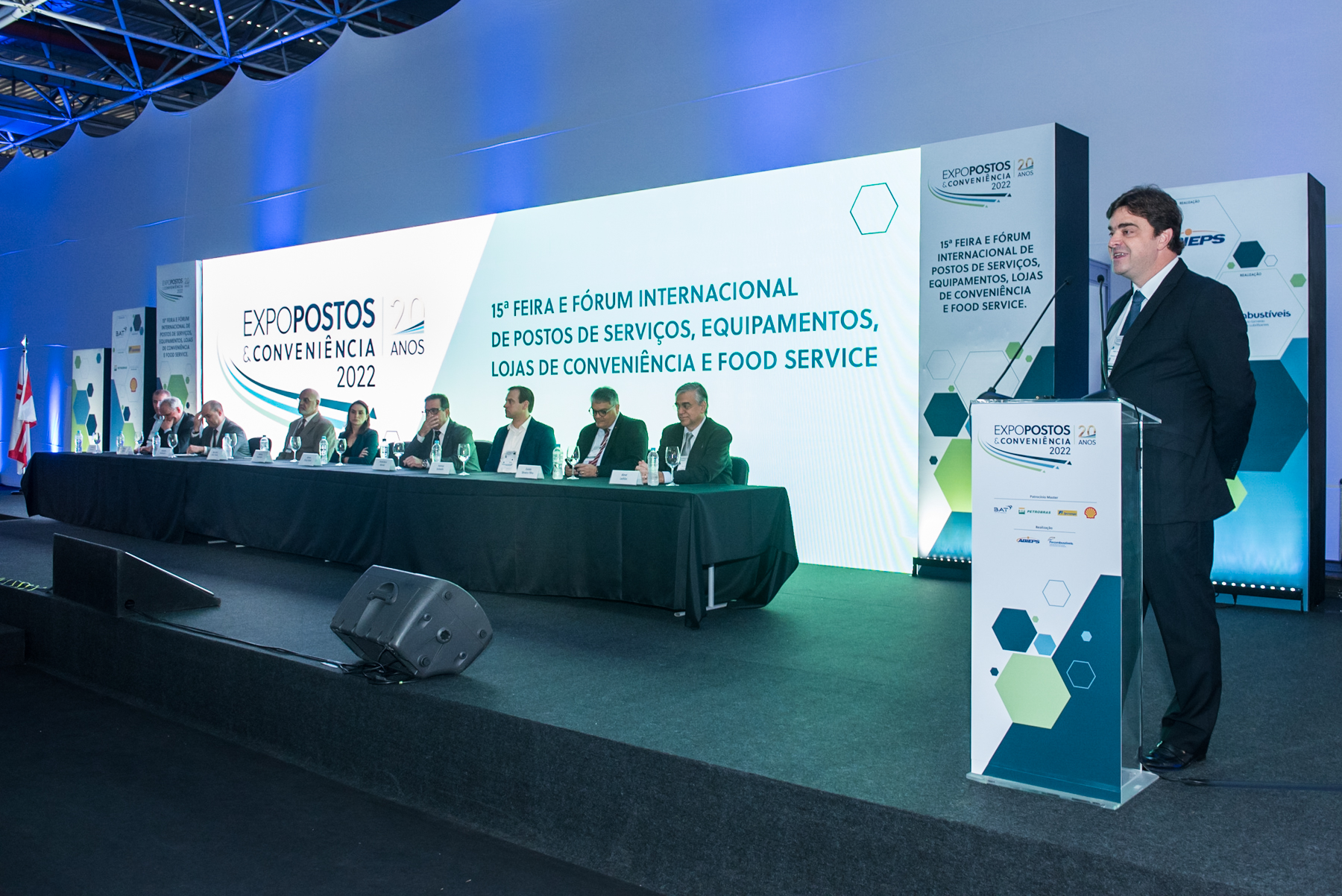 BRASILCOM participa do Fórum Internacional de Postos de Serviços, Equipamentos, Lojas de Conveniência e Food Service