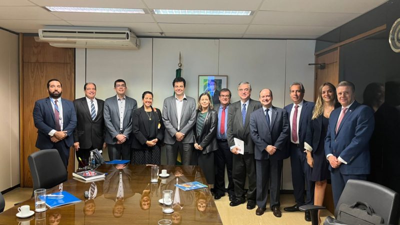 Mistura de biodiesel ao diesel e CBIOs foram temas de reunião no Ministério de Minas e Energia com presença da BRASILCOM