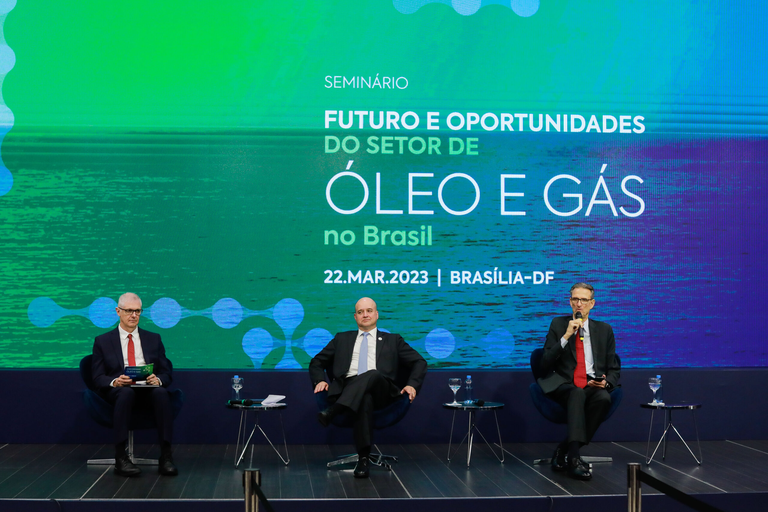 BRASILCOM participa de seminário sobre óleo e gás (março 2023)